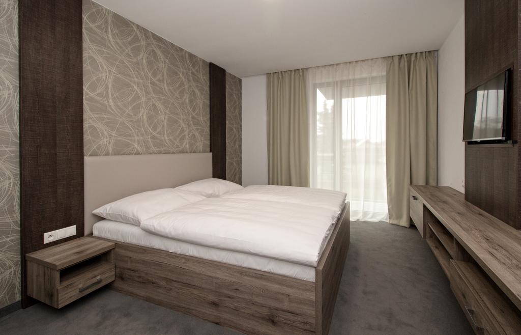 Guest House Frizzante Turčianske Teplice Zimmer foto